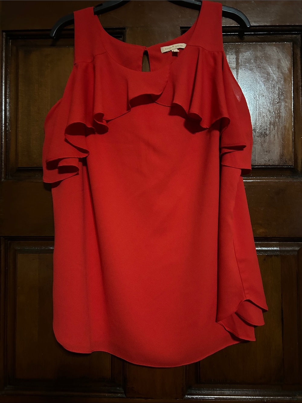 Gibson Latimer Red Ruffle Cold-Shoulder Camisole